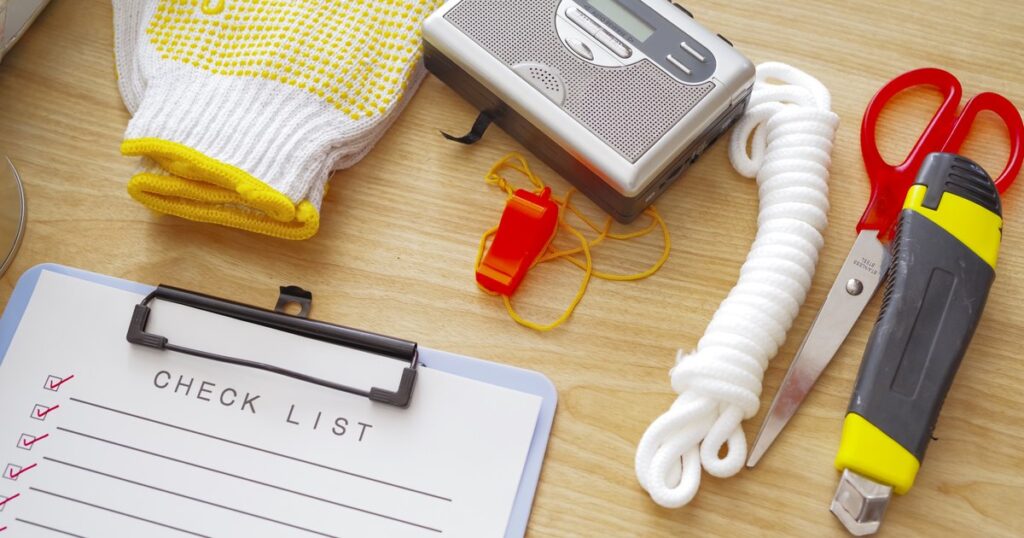 防災グッズリスト｜0次・1次・2次に分けると迷わない